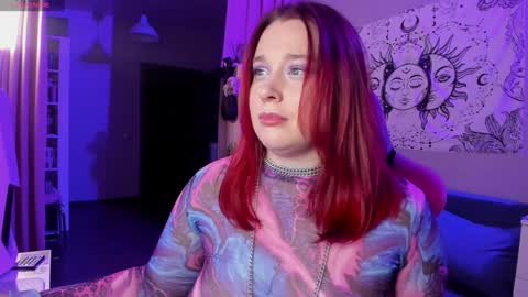 AlexaMillis online show from January 20, 2025, 11:10 pm