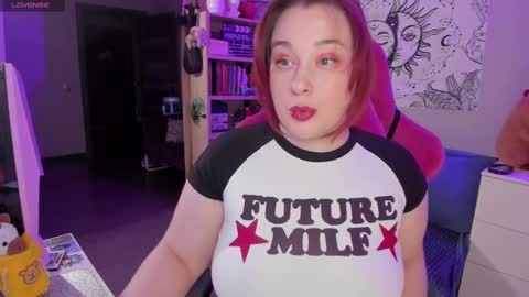 AlexaMillis online show from February 27, 2025, 8:42 pm