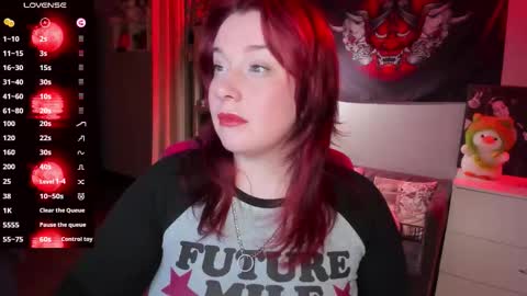 AlexaMillis online show from September 25, 2025, 10:02 pm