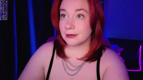 Snapshot of gitera_ chatting on May 19, 2026, 9:43 pm AlexaMillis online show from May 19, 2026, 9:43 pm