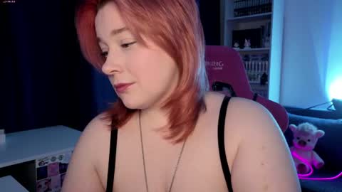 Snapshot of gitera_ chatting on June 11, 2026, 9:46 pm AlexaMillis online show from June 11, 2026, 9:46 pm