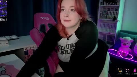 Snapshot of gitera_ chatting on July 2, 2026, 9:43 pm AlexaMillis online show from July 2, 2026, 9:43 pm