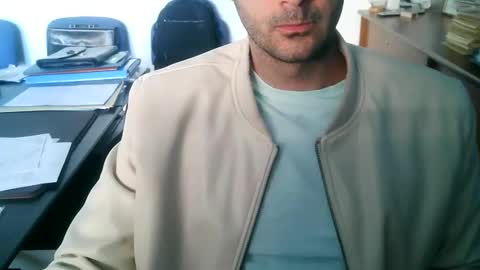 Snapshot of giuseppevai1 chatting on April 28, 2026, 7:02 am giuseppevai1 online show from April 28, 2026, 7:02 am