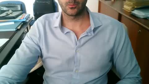 Snapshot of giuseppevai1 chatting on May 6, 2026, 9:58 am giuseppevai1 online show from May 6, 2026, 9:58 am
