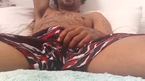 Snapshot of givemesomethinggood69 chatting on January 19, 2025, 5:18 pm givemesomethinggood69 online show from January 19, 2025, 5:18 pm