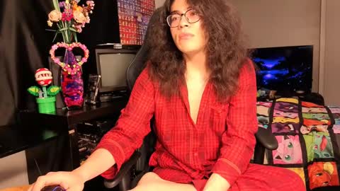 glaceon9 online show from February 27, 2025, 8:28 am