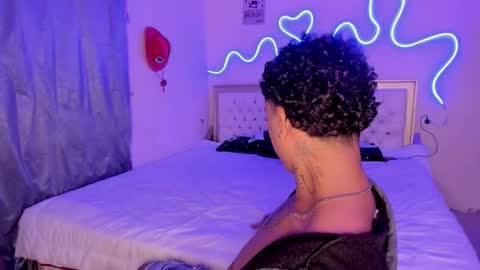 Snapshot of glader_guy chatting on October 13, 2025, 8:09 pm only for you bby online show from October 13, 2025, 8:09 pm