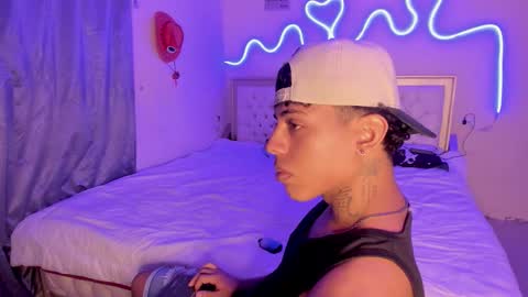 Snapshot of glader_guy chatting on October 14, 2025, 8:20 pm only for you bby online show from October 14, 2025, 8:20 pm