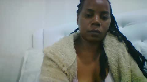 Snapshot of gladie46 chatting on July 18, 2026, 4:44 pm gladie46 online show from July 18, 2026, 4:44 pm