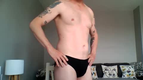 Snapshot of gladius_grande chatting on June 10, 2026, 11:53 am Gladius Grande online show from June 10, 2026, 11:53 am