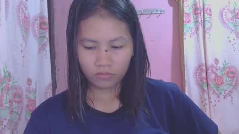 Snapshot of glamgoddess23 chatting on October 24, 2025, 12:08 am glamgoddess23 online show from October 24, 2025, 12:08 am