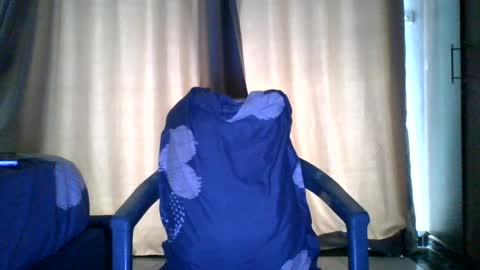 Snapshot of glane_ chatting on July 24, 2026, 4:54 am James online show from July 24, 2026, 4:54 am