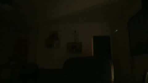 Snapshot of glazeeeeeeeeeee chatting on October 18, 2025, 2:14 am glazeeeeeeeeeee online show from October 18, 2025, 2:14 am