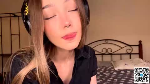 Snapshot of glennbloebaum chatting on November 23, 2025, 11:21 am Catalina online show from November 23, 2025, 11:21 am