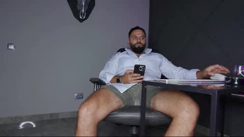 Matthew .. for short call me Matt online show from September 11, 2025, 6:30 pm