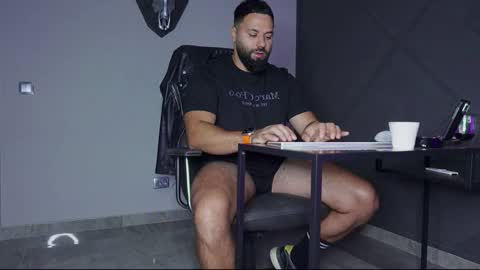 Matthew .. for short call me Matt online show from September 12, 2025, 10:43 pm