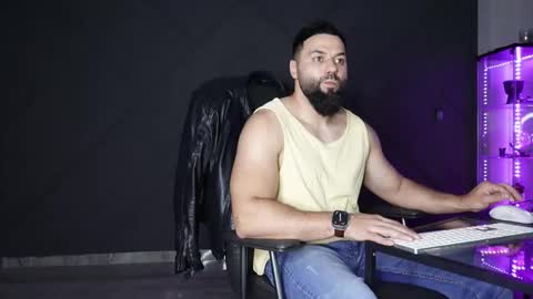 Matthew .. for short call me Matt online show from April 30, 2026, 9:30 pm