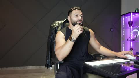 Snapshot of glennmasters chatting on May 15, 2026, 9:00 pm Matthew .. for short call me Matt online show from May 15, 2026, 9:00 pm