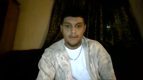 Snapshot of glly555 chatting on May 20, 2026, 10:54 am glly555 online show from May 20, 2026, 10:54 am