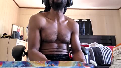 glomightyj online show from March 27, 2026, 5:12 pm