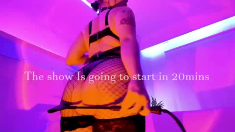 Mimi online show from May 7, 2026, 7:08 pm
