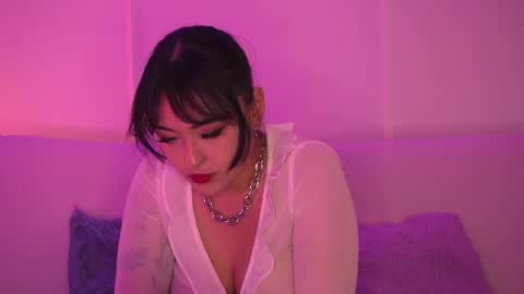 Mimi online show from May 27, 2026, 7:55 pm