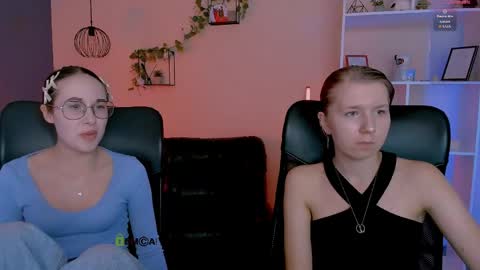 Snapshot of gloria_bubble chatting on May 10, 2026, 7:08 pm your dream online show from May 10, 2026, 7:08 pm