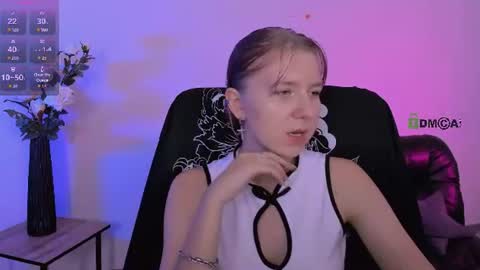 Snapshot of gloria_bubble chatting on June 14, 2026, 2:24 am your dream online show from June 14, 2026, 2:24 am