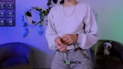 Snapshot of gloria_bubble chatting on June 17, 2026, 6:53 pm your dream online show from June 17, 2026, 6:53 pm