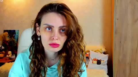 Gloria Wood online show from April 30, 2026, 6:14 pm