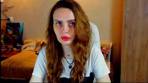 Gloria Wood online show from July 23, 2026, 8:51 pm
