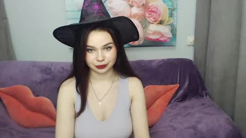 gloriyadre online show from October 30, 2025, 1:56 pm