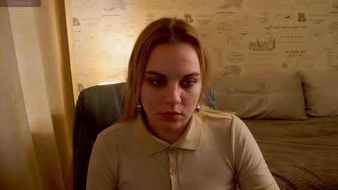 Snapshot of glow_margo chatting on May 18, 2026, 1:02 am Margo online show from May 18, 2026, 1:02 am