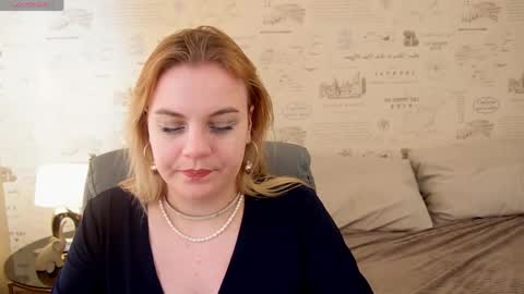 Snapshot of glow_margo chatting on May 28, 2026, 1:14 am Margo online show from May 28, 2026, 1:14 am