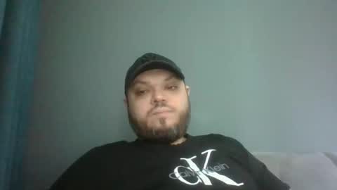 Snapshot of glusgan chatting on February 24, 2025, 8:06 am Your boy online show from February 24, 2025, 8:06 am