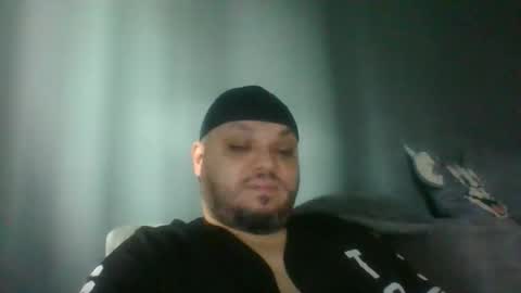 Snapshot of glusgan chatting on October 27, 2025, 7:56 am Your boy online show from October 27, 2025, 7:56 am