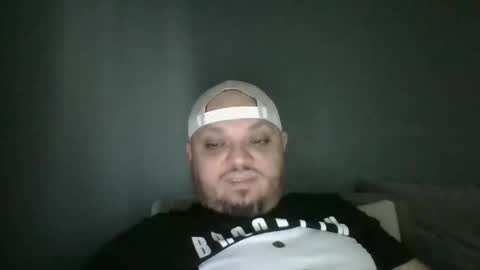 Snapshot of glusgan chatting on November 4, 2025, 10:36 am Your boy online show from November 4, 2025, 10:36 am