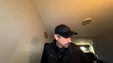 Snapshot of gmang4242 chatting on February 21, 2026, 11:00 am gmang4242 online show from February 21, 2026, 11:00 am