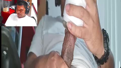 gnx666 online show from December 15, 2025, 1:43 am