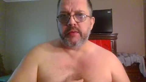 Snapshot of gobey33 chatting on May 4, 2026, 2:57 pm IDKIDCIDGAF online show from May 4, 2026, 2:57 pm