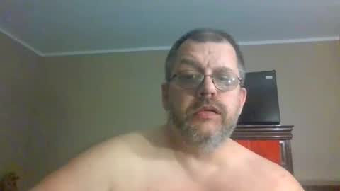 Snapshot of gobey33 chatting on May 18, 2026, 12:18 am IDKIDCIDGAF online show from May 18, 2026, 12:18 am