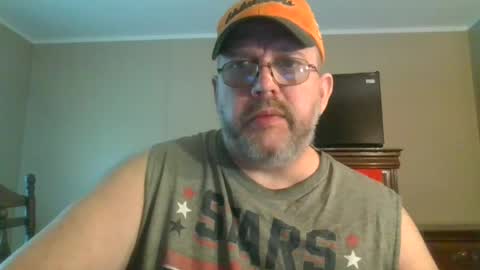 Snapshot of gobey33 chatting on June 16, 2026, 4:31 pm IDKIDCIDGAF online show from June 16, 2026, 4:31 pm