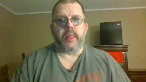 Snapshot of gobey33 chatting on July 2, 2026, 3:23 am IDKIDCIDGAF online show from July 2, 2026, 3:23 am