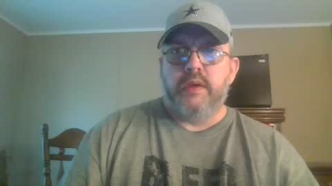 Snapshot of gobey33 chatting on July 7, 2026, 5:06 pm IDKIDCIDGAF online show from July 7, 2026, 5:06 pm