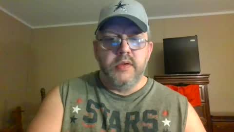 Snapshot of gobey33 chatting on July 14, 2026, 2:05 am IDKIDCIDGAF online show from July 14, 2026, 2:05 am
