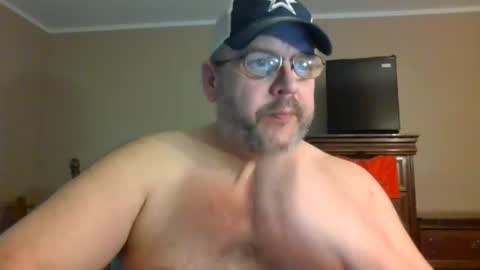 Snapshot of gobey33 chatting on July 15, 2026, 11:32 pm IDKIDCIDGAF online show from July 15, 2026, 11:32 pm