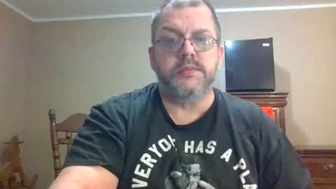 Snapshot of gobey33 chatting on July 19, 2026, 11:19 pm IDKIDCIDGAF online show from July 19, 2026, 11:19 pm