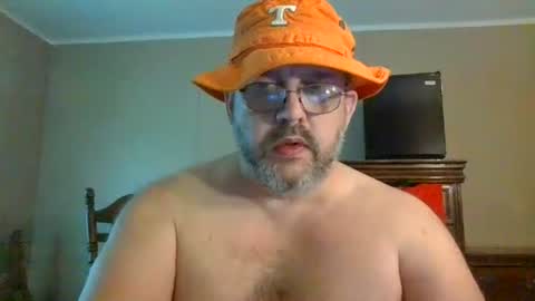 Snapshot of gobey33 chatting on July 21, 2026, 3:14 pm IDKIDCIDGAF online show from July 21, 2026, 3:14 pm