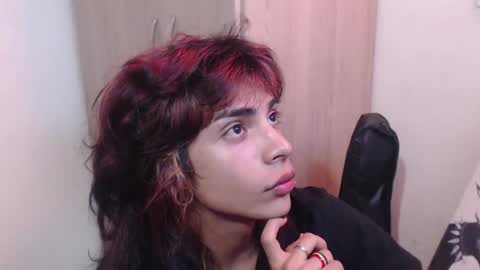 Snapshot of god_dereck chatting on January 16, 2026, 5:11 am god_dereck online show from January 16, 2026, 5:11 am