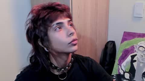 Snapshot of god_dereck chatting on February 19, 2026, 7:59 am god_dereck online show from February 19, 2026, 7:59 am